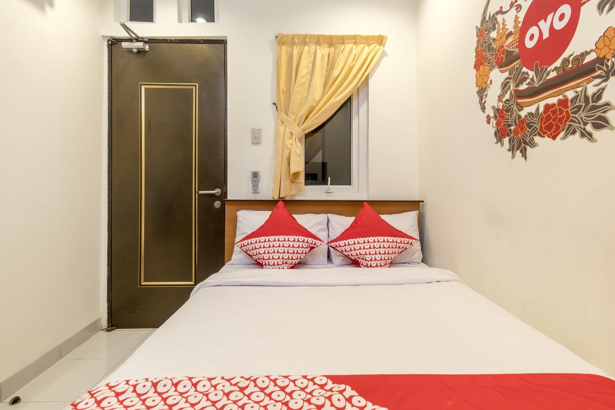 Oyo 294 Andrea Residence Syariah Medan Exterior foto